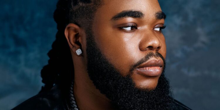 EDM VIBEZ Steps Into the Spotlight with Debut Single “MMMM”