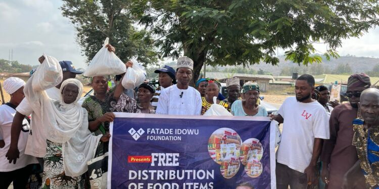 Fatade Olamilekan Idowu embarks on food distribution programs for hundreds of Osun inhabitants